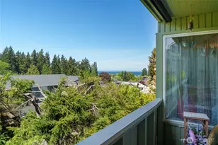 1020 5th Ave S, Edmonds, WA 98020 - Photo 4