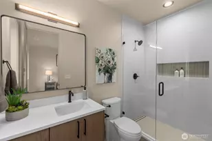 15625 SE 9th St, Bellevue, WA 98008 - Photo 34