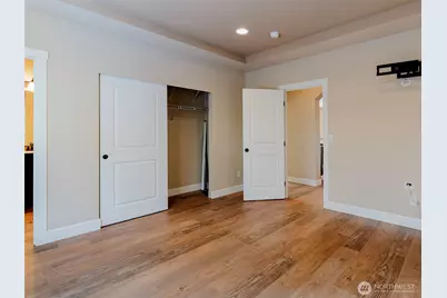 1424 40th Street SE, Puyallup, WA 98372 - Photo 4