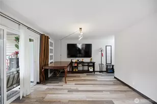 2721 NE 195th St, Lake Forest Park, WA 98155 - Photo 8