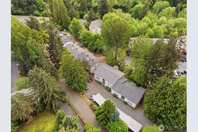 2721 NE 195th Street #3, Lake Forest Park, WA 98155 - Photo 2
