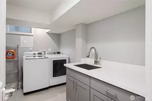 6524 S Hazel St, Seattle, WA 98178 - Photo 32