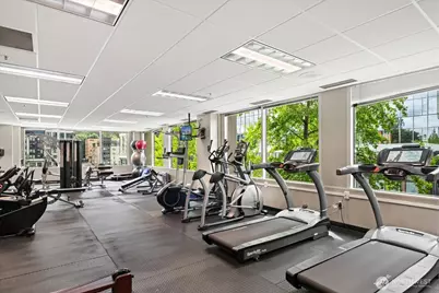 177 107th Avenue NE #1706, Bellevue, WA 98004 - Photo 38
