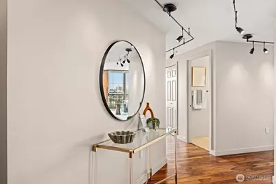 177 107th Avenue NE #1706, Bellevue, WA 98004 - Photo 2