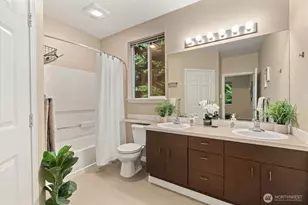 12530 Admiralty Way, Everett, WA 98204 - Photo 16