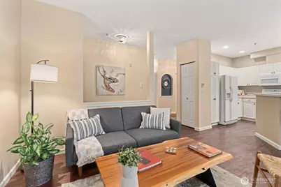 12530 Admiralty Way #K204, Everett, WA 98204 - Photo 6