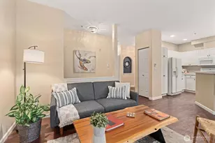 12530 Admiralty Way, Everett, WA 98204 - Photo 6