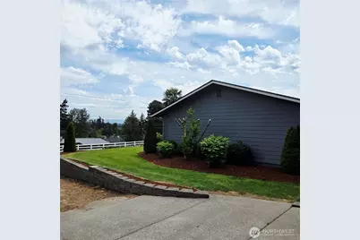 6919 90th Street E, Puyallup, WA 98371 - Photo 32