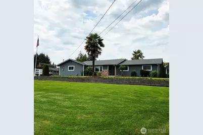 6919 90th Street E, Puyallup, WA 98371 - Photo 2