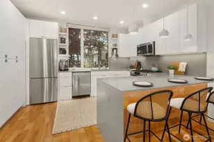 3611 Whitman Ave N, Seattle, WA 98103 - Photo 12