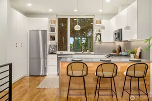 3611 Whitman Ave N, Seattle, WA 98103 - Photo 10