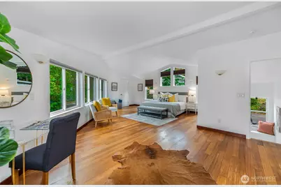 2708 NE 98th Street, Seattle, WA 98115 - Photo 8