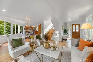 2708 NE 98th St, Seattle, WA 98115 - Photo 12