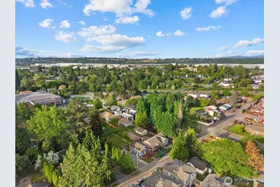 742 S Director Street, Seattle, WA 98108 - Photo 32