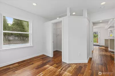 742 S Director Street, Seattle, WA 98108 - Photo 14