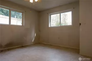 9921 43rd St Ct E, Edgewood, WA 98371 - Photo 10