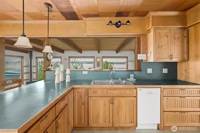 3224 SW Scenic Heights Street, Oak Harbor, WA 98277 - Photo 20