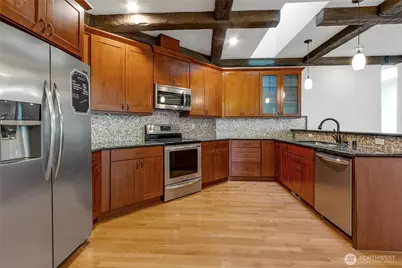 15325 Glenshire Place SW, Port Orchard, WA 98367 - Photo 12