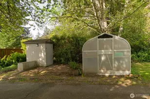 1526 36th Ave W, Olympia, WA 98506 - Photo 40