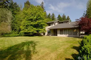 1526 36th Ave W, Olympia, WA 98506 - Photo 1