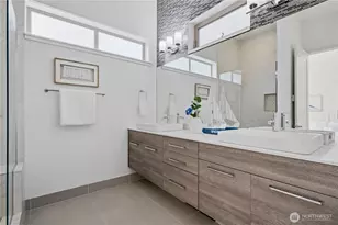 16347 NE 12th Pl, Bellevue, WA 98008 - Photo 14