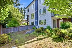 16347 NE 12th Pl, Bellevue, WA 98008 - Photo 22