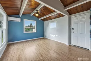 416 E 86th St, Tacoma, WA 98445 - Photo 6