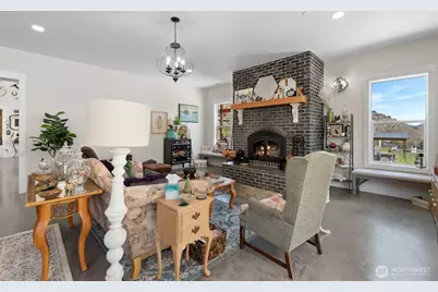 1541 Pitcher Canyon Road, Wenatchee, WA 98801 - Photo 12
