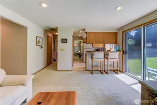 1301 S 236th Pl, Des Moines, WA 98198 - Photo 12