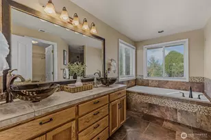 1268 E Spencer Ct, La Center, WA 98629 - Photo 30