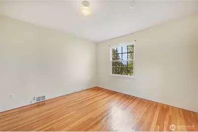 340 Pierce Street, Port Townsend, WA 98368 - Photo 24