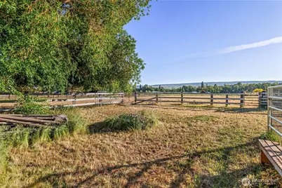 12290 Washington Highway 10, Ellensburg, WA 98926 - Photo 28
