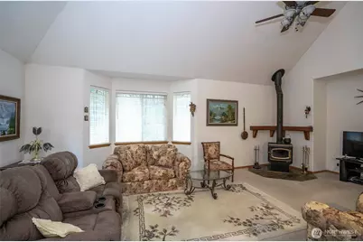 8058 SE Halfmoon Lane, Port Orchard, WA 98367 - Photo 4