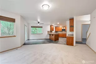 9430 NE 181st Ln, Bothell, WA 98011 - Photo 4