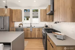 7332 25th Ave NW, Seattle, WA 98117 - Photo 12