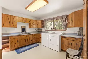 516 Gellor Rd, Port Angeles, WA 98362 - Photo 12