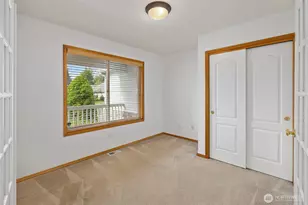 1906 54th Ln SE, Olympia, WA 98501 - Photo 4