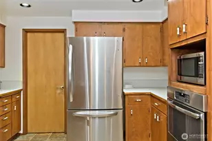 25040 180th Ave SE, Kent, WA 98042 - Photo 10