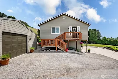 316 Easy Street, Wenatchee, WA 98801 - Photo 2