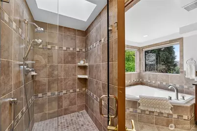 19223 63rd Avenue NE, Kenmore, WA 98028 - Photo 22