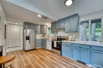 21225 NE 12th Street, Sammamish, WA 98074 - Photo 4
