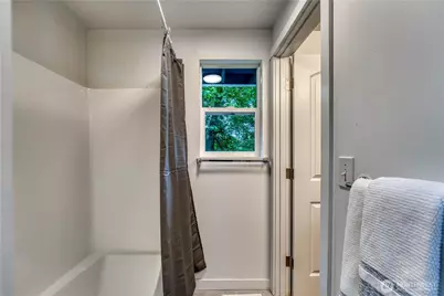 21225 NE 12th Street, Sammamish, WA 98074 - Photo 16