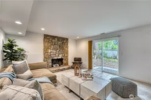 21225 NE 12th St, Sammamish, WA 98074 - Photo 24