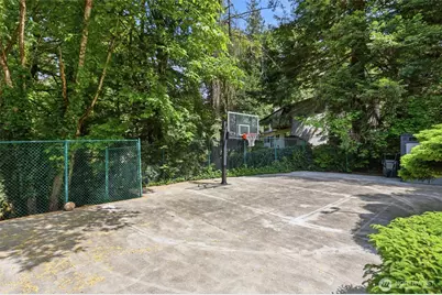 20224 SE 26th Street, Sammamish, WA 98075 - Photo 38