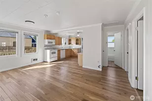 209 E 11th St, Port Angeles, WA 98362 - Photo 8