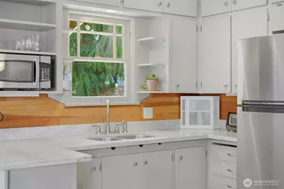 2320 S 12th Street, Tacoma, WA 98405 - Photo 12