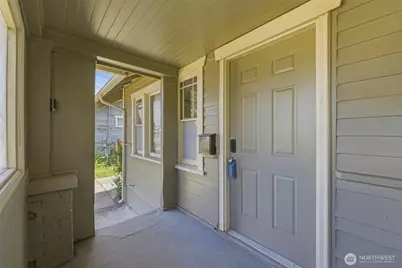 2320 S 12th Street, Tacoma, WA 98405 - Photo 2