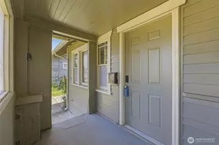 2320 S 12th St, Tacoma, WA 98405 - Photo 2