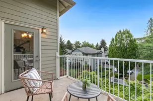 2044 Newport Way NW, Issaquah, WA 98027 - Photo 10