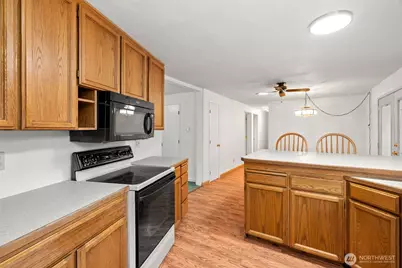 7534 Illahee Road NE, Bremerton, WA 98311 - Photo 12